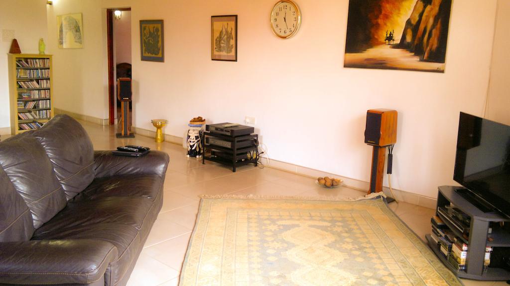 Serendib Guest House Negombo Bagian luar foto